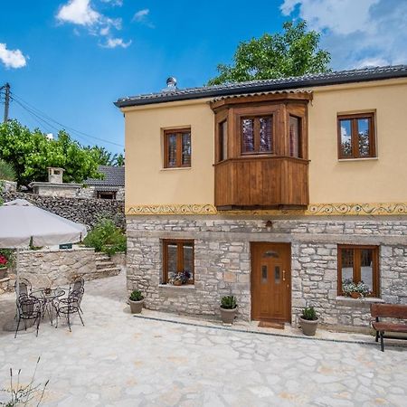 Villa Melissa Kostitsi Bagian luar foto